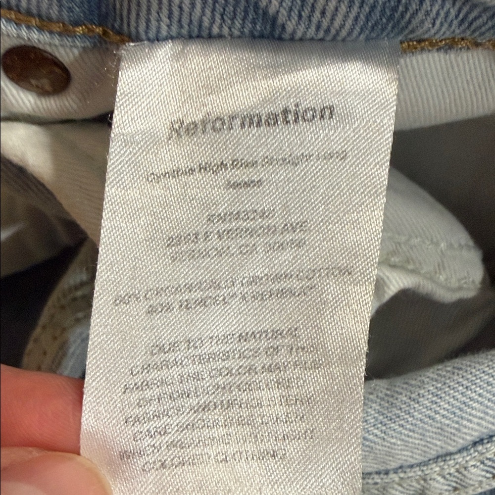 Reformation Cynthia High Rise Straight Leg Jeans In Tahoe Destroyed Wash Size 29 - Picture 8 of 9